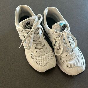 New Balance Sneakers